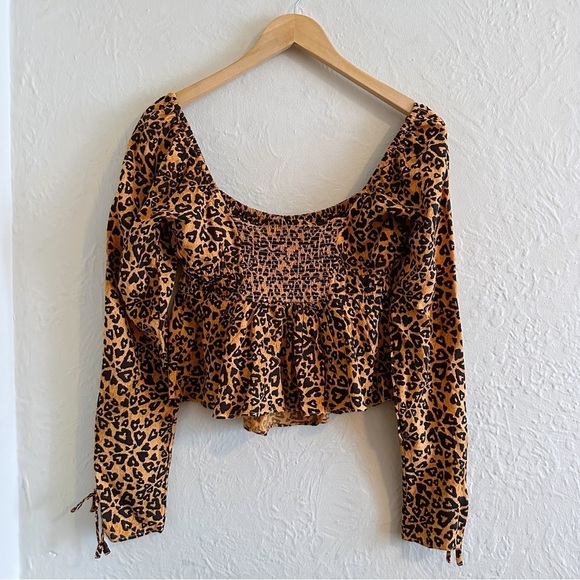 SOLD Urban Outfitters UO Ava Heart Print Smocked Blouse Size M - Picture 6 of 10